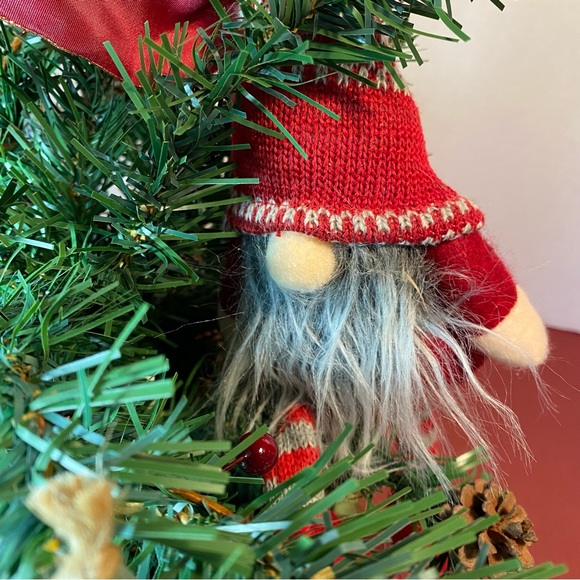 NEW Gnome in a Natural Wicker Basket w/ LED Fairy Lights & Artificial Evergreens - Picture 6 of 14